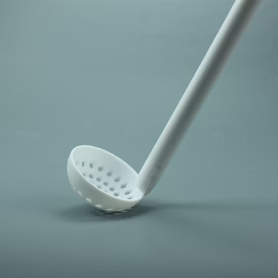 PTFE 実験室容器ツール穴付きロングハンドルスクープ PTFE カスタマイズされた実験器具製品
